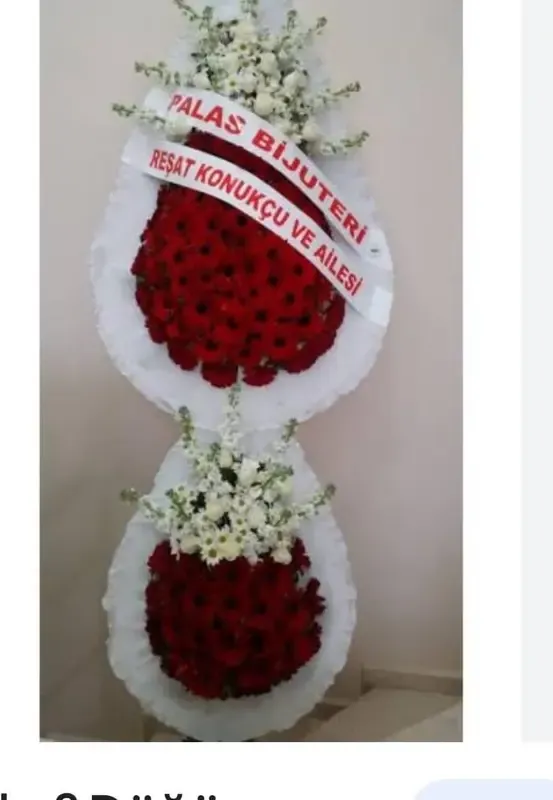 Cunda Hatırası - Kırmızı-Beyaz Karışık Çelenk - Taze ve Özel Tasarım Çiçekler